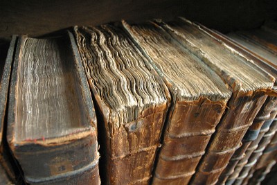 http://en.wikipedia.org/wiki/File:Old_book_bindings.jpg