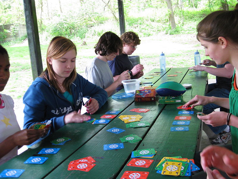 http://commons.wikimedia.org/wiki/File:Homeschoolers_playing_Dutch_Blitz_at_picnic_gathering.jpg