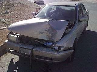 http://commons.wikimedia.org/wiki/File:Nissan_Sunny_car_accident.jpg