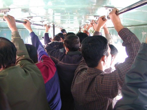 https://commons.wikimedia.org/wiki/File:Delhi_Bus_Crowded.JPG