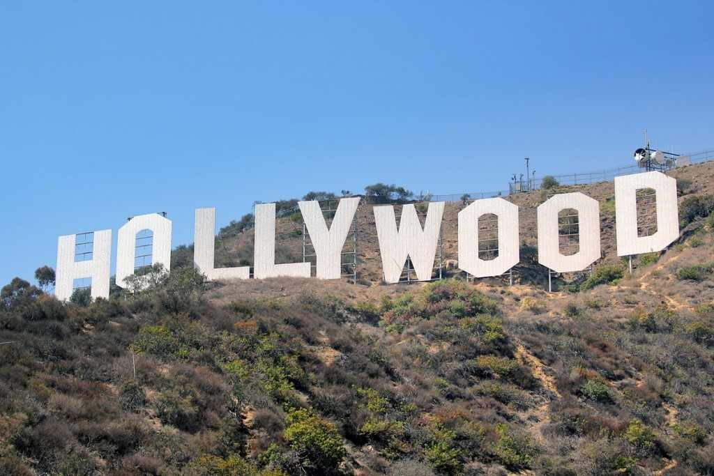 https://commons.wikimedia.org/wiki/File:HollywoodSign.jpg
