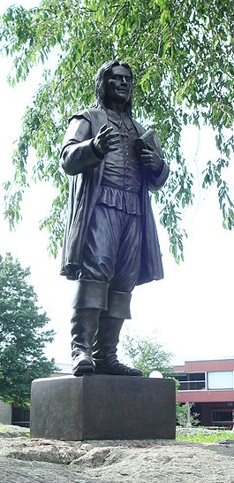 https://commons.wikimedia.org/wiki/File:RWU_Roger_Williams_Statue.jpg