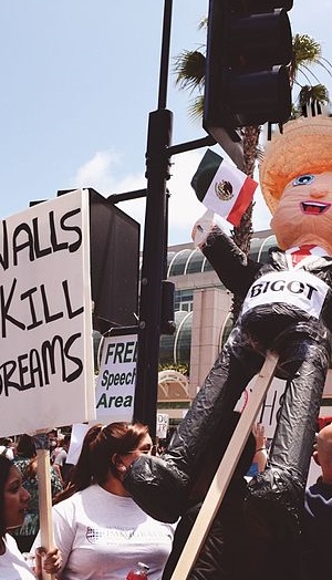 https://commons.wikimedia.org/wiki/File:Trump_protest_San_Diego_-_May_26,_2016.jpg