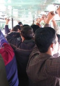 https://commons.wikimedia.org/wiki/File:Delhi_Bus_Crowded.JPG