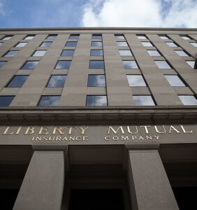 https://commons.wikimedia.org/wiki/File:Liberty_Mutual_Insurance_Headquarters_-_Boston,_MA.jpg